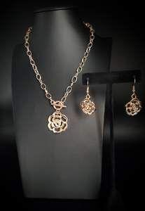 Beautifully In Bloom - Rose Gold Necklace